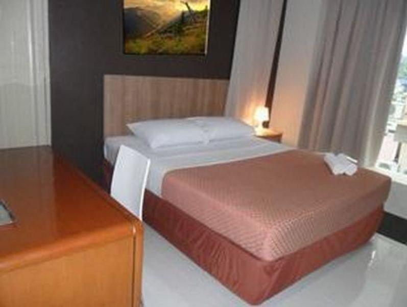 Golden Leaf Boutique Hotel Джохор Бахру Екстериор снимка