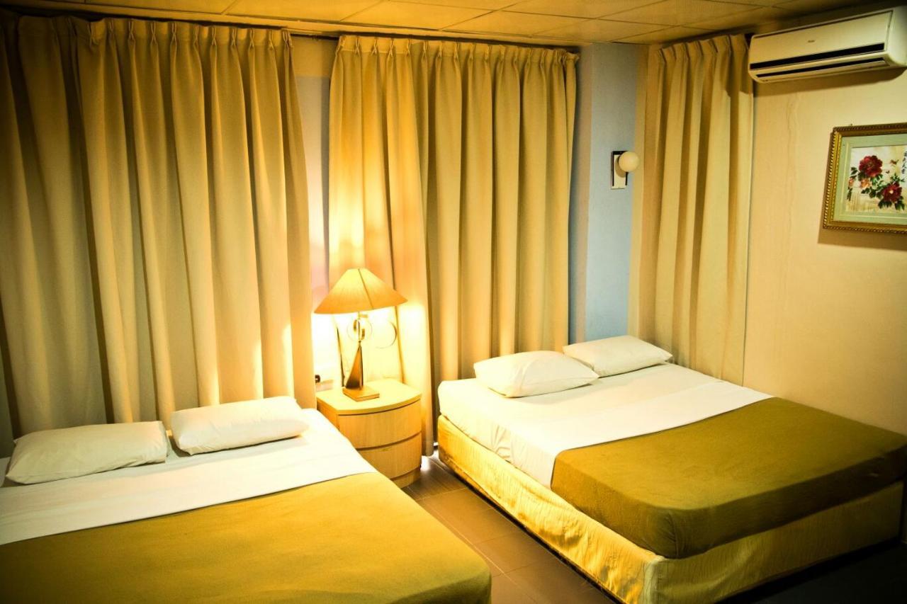 Golden Leaf Boutique Hotel Джохор Бахру Екстериор снимка
